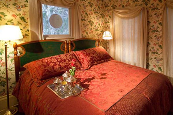 THE SPENCER HOTEL A (Chautauqua)